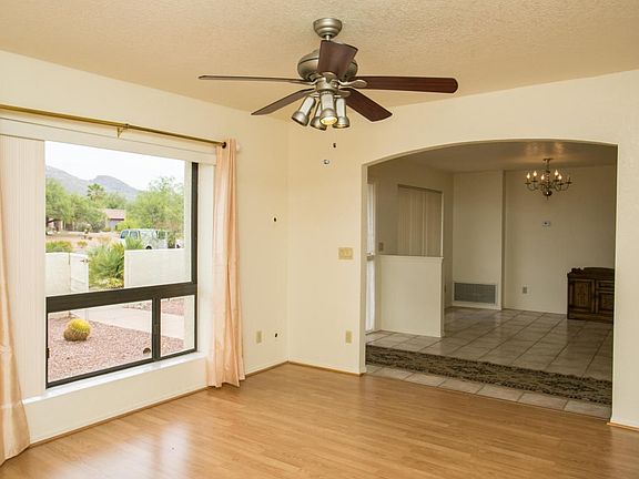 4th image of 10900 E Via Tranquilla