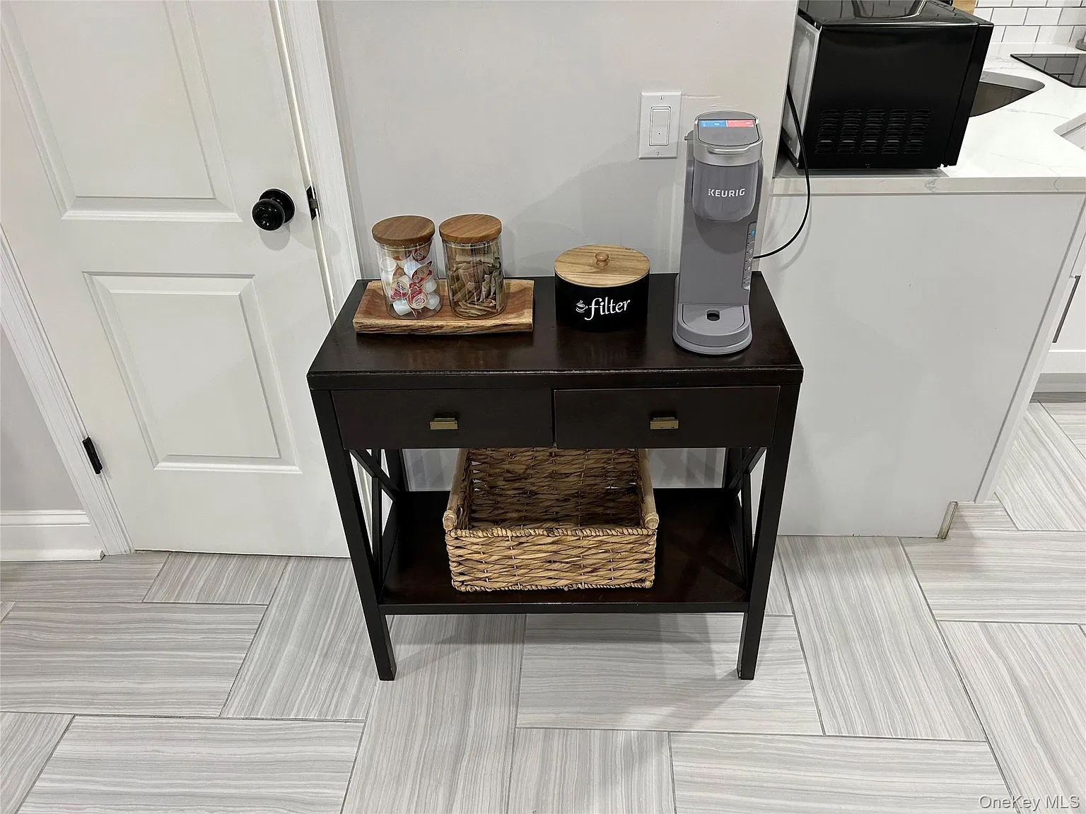 Studio, 1.0 bath, 1080 sqft, $2,000 — Photo 4