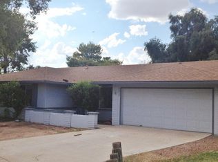 2612 W Osage Cir, Mesa, AZ 85202