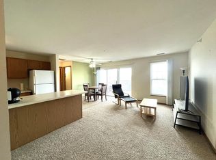 6925 70th Ct #5202, Kenosha, WI 53142
