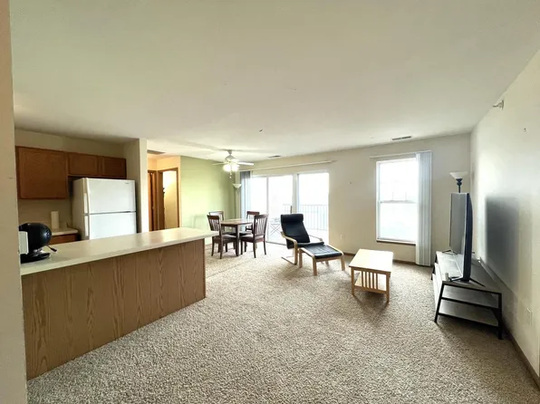 6925 70th COURT #5202, Kenosha, WI 53142