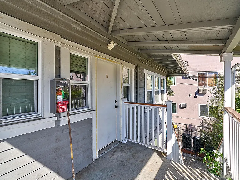 1116 1/2 Elden Ave #1116-1/2 — Photo 13