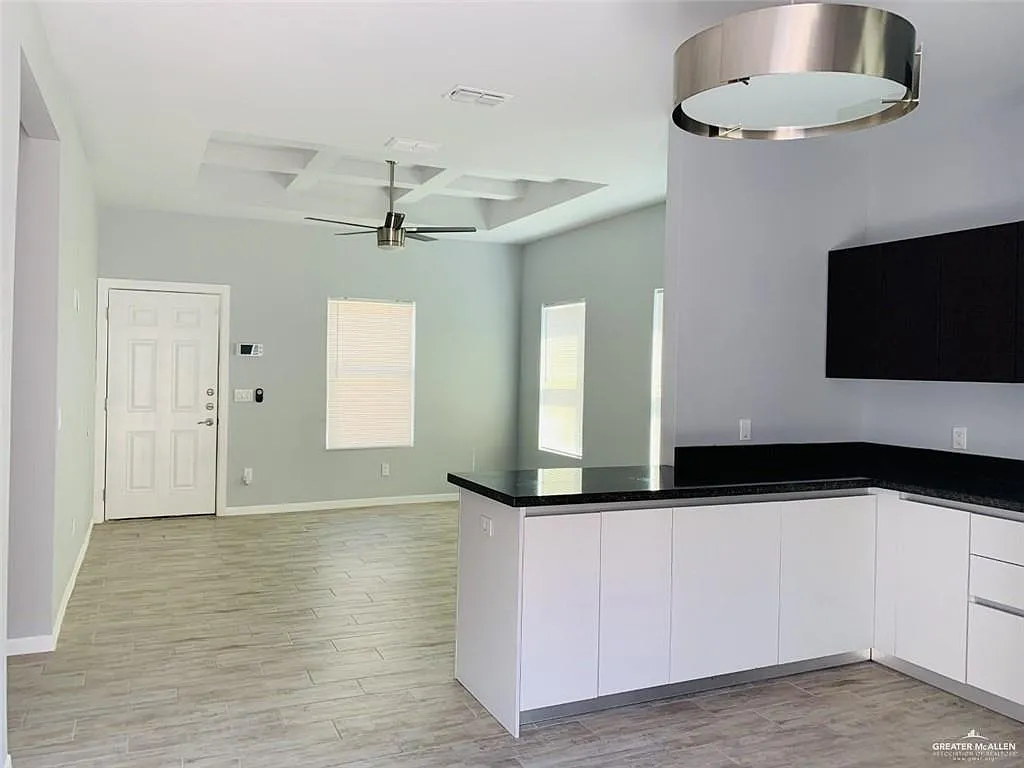 Building Photo - 1903 Cari Nicole Ave #3