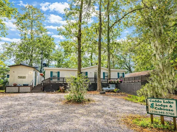 2325 Blairs Landing Rd, Karnack, TX 75661