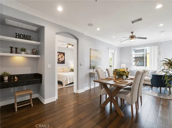 24507 Town Center Dr APT 7418, Santa Clarita, CA 91355