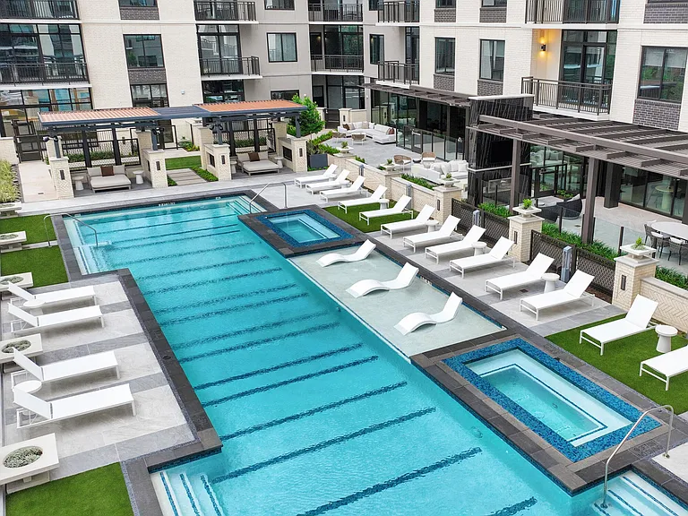 Rone Residences — Photo 3