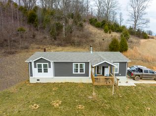 400 Egypt Rd, Bluff City, TN 37618