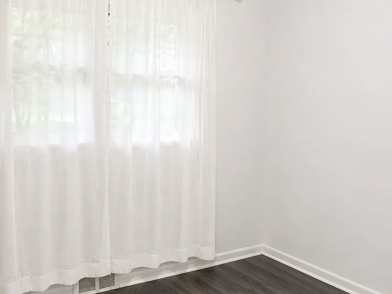 19139 Greenwald Dr — Photo 12