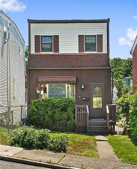 7 Norton St — Photo 1