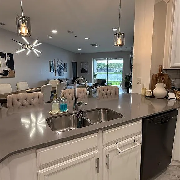 5314 Amersham Ln — Photo 9