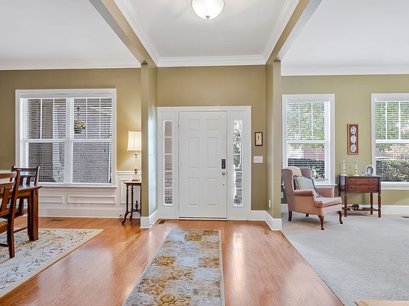 3rd image of 502 Verde Meadow Dr