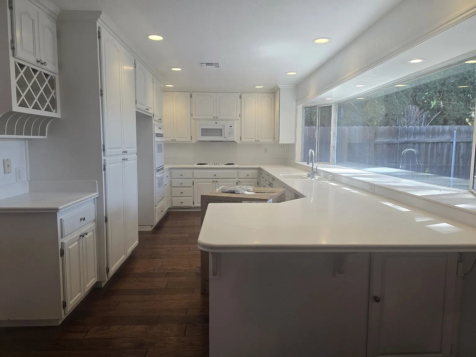 4 bed, 2148 sqft, $3,050 — Photo 4