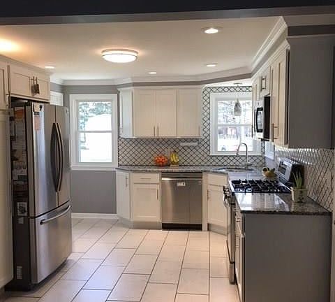 3rd image of 53 Brentwood Dr