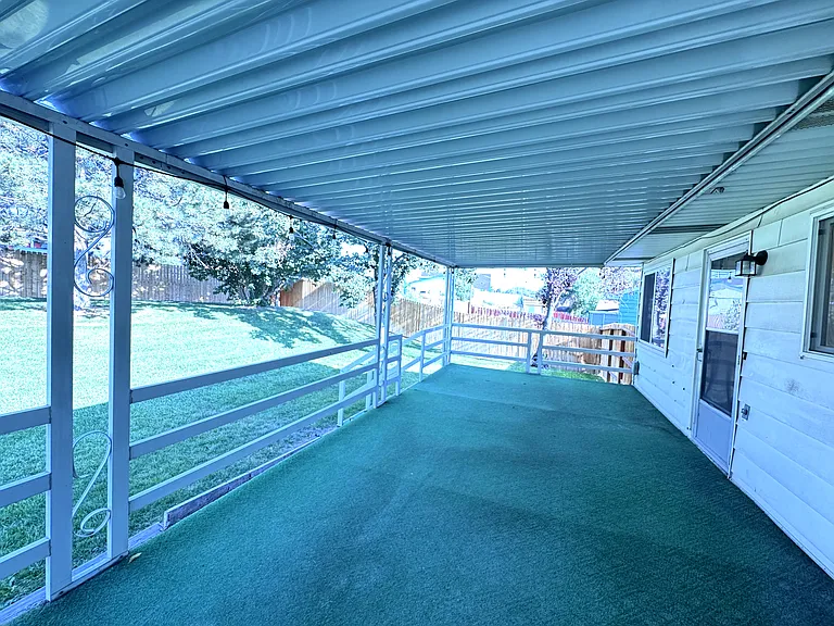 950 Taney Ln — Photo 21