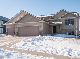 2649 Bandel Dr NW, Rochester, MN 55901