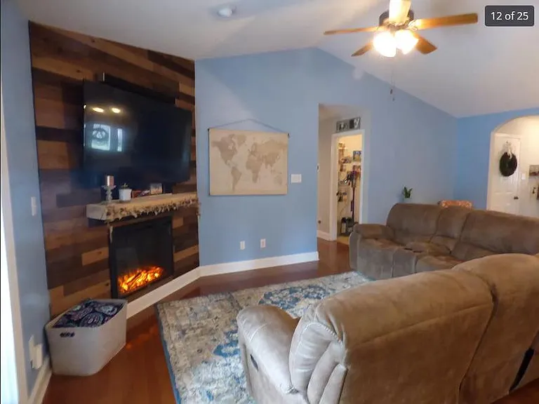 4549 Waldon Pond Ln — Photo 8