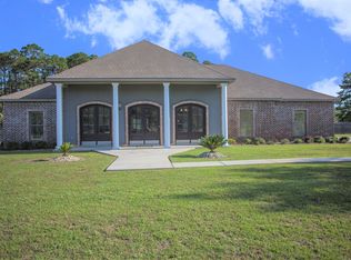 22100 Abbey Rd, Pass Christian, MS 39571