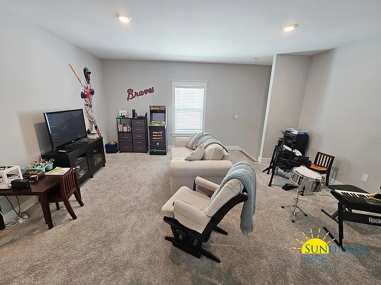 314 Rachel Rd — Photo 9