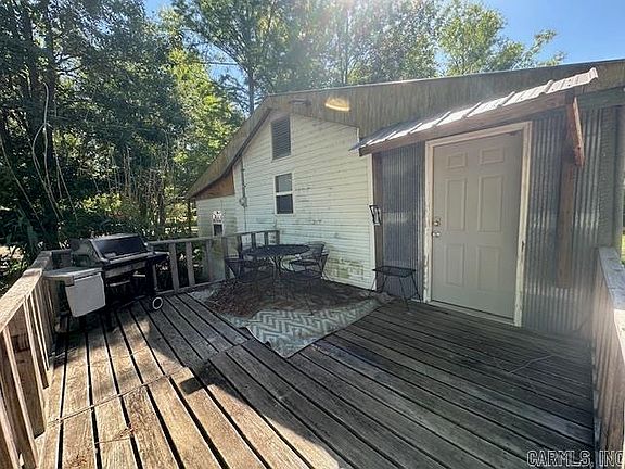 3rd image of 527 Greene 938 Rd
