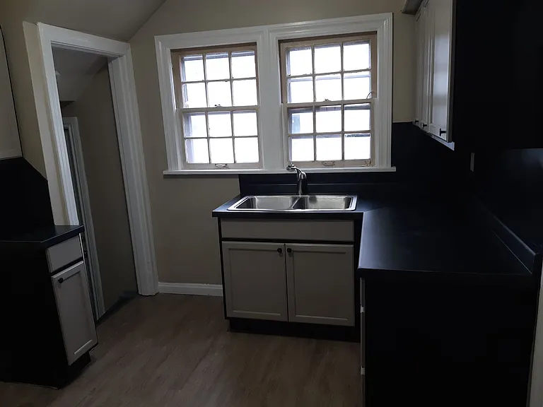 4109 Midway Ave — Photo 7