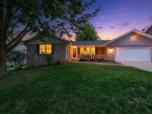 2651 Van Beek Rd, Green Bay, WI 54311