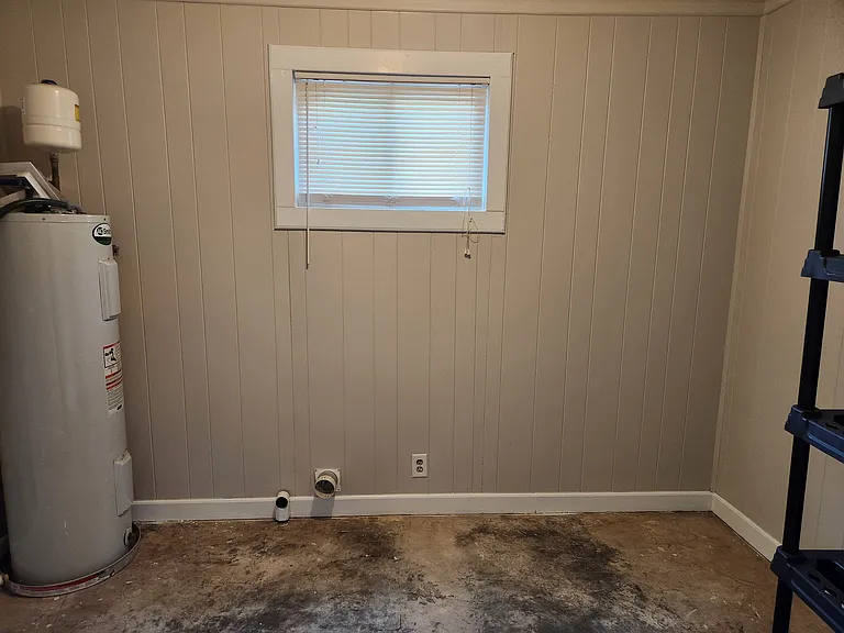 145 Crestview Dr — Photo 10