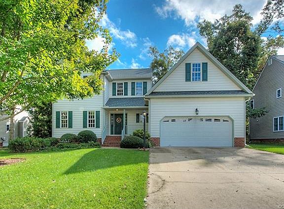 3rd image of 12221 Luxford Pl