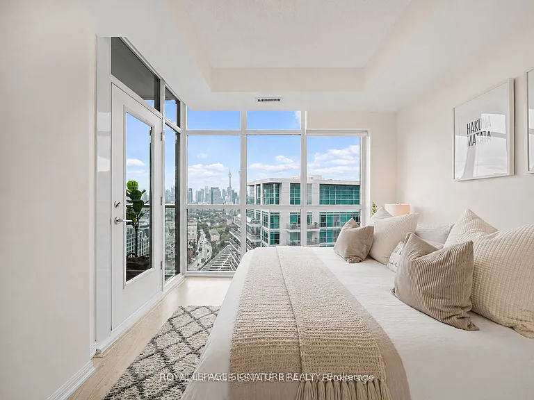 125 Western Battery Rd #2804 — Photo 8