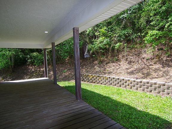 5th image of 213 Violet Dr