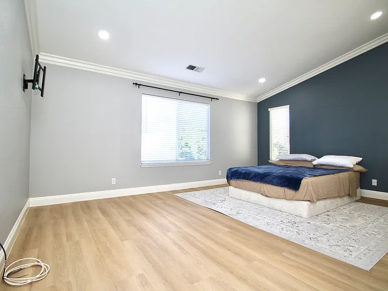 15512 Oceanside Way — Photo 47