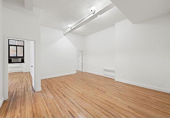 2nd image of 239 Park Ave S APT 3D