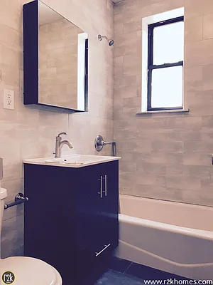 Rented by Realty 2000 Corp | media 16