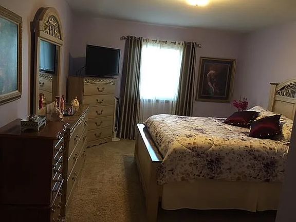 4th image of 48322 Marwood Dr