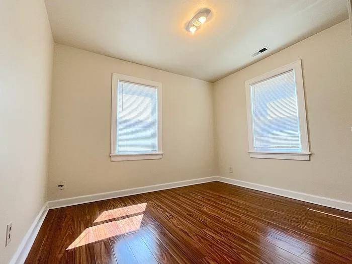 3307 Chalfin Ave — Photo 10
