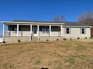 878 Lucas Rd, Glasgow, KY 42141