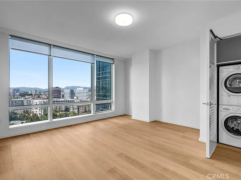877 Francisco St #1818 — Photo 9