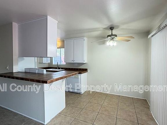 3rd image of 550 El Cielo Rd Unit 3