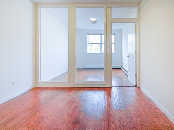 3rd image of 1356 De Kalb Ave #23