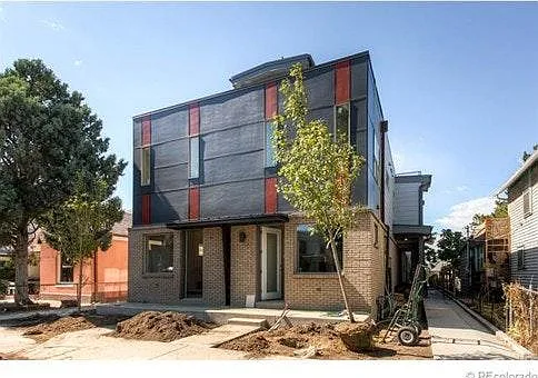 441 Galapago St