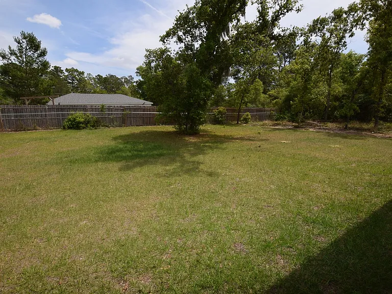 21 Olive Cir — Photo 5