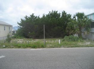 910 Carolina Beach Ave S, Carolina Beach, NC 28428