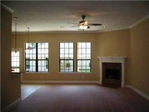 2nd image of 11811 Ramblewood Ct