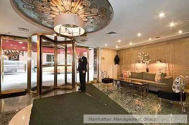 Rented by Manhattan Management Group | media 51