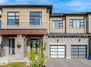 130 Ogston Cres, Whitby, ON L1P 0H3