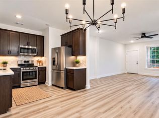 111 Sharon Ln, Livingston, TX 77351