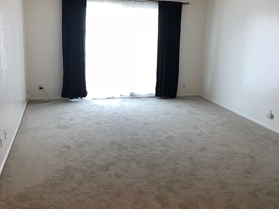 Large Bedroom