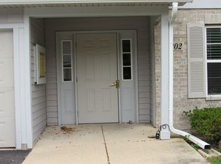 1202 N Red Oak Cir UNIT 2, Round Lake Beach, IL 60073