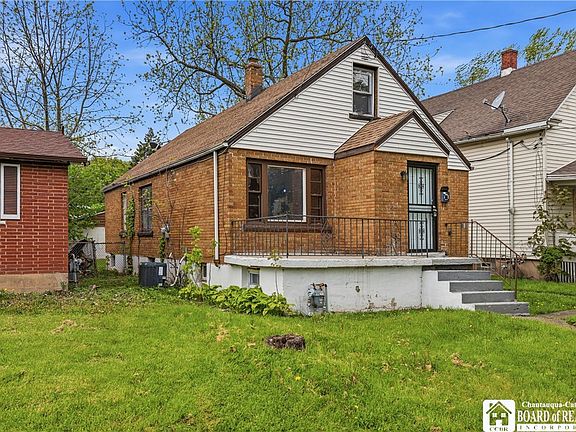 2nd image of 414 18th St
