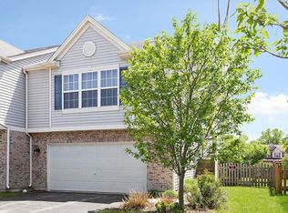 2446 Saddle Ridge Dr, Joliet, IL 60432