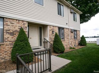 1700 River Rd APT 2, Marysville, MI 48040